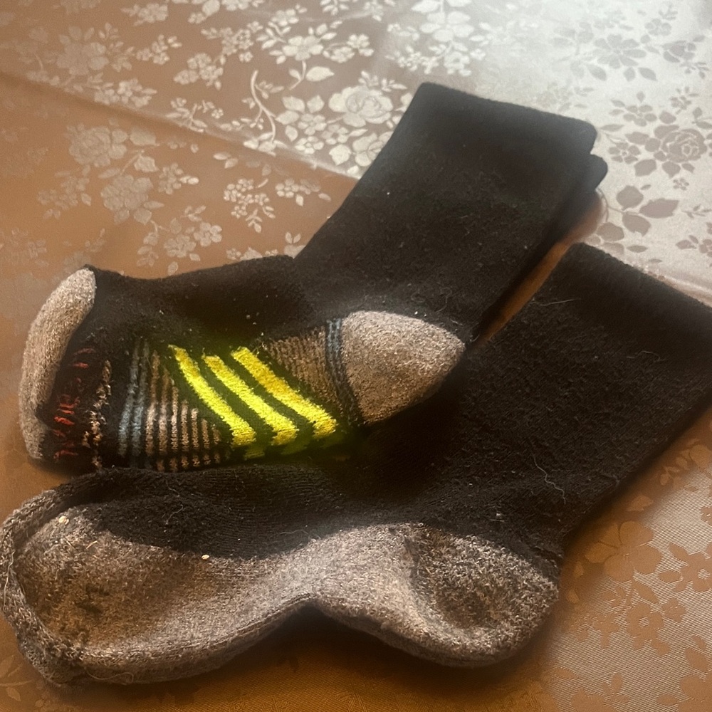 Hanes Kids' Socks in Black, Gray, ankle/crew size Medium bundle! - Picture 7 of 7